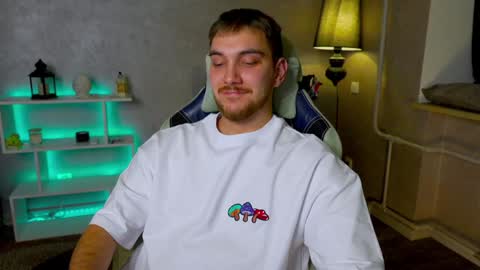 Alex online show from December 2024 12:29:02 AM