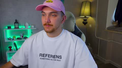 Alex online show from February 2025 08:02:02 AM