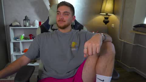 Alex online show from March 2025 05:40:02 AM