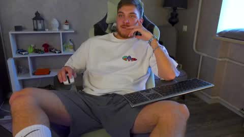 Alex online show from March 2025 08:18:02 AM