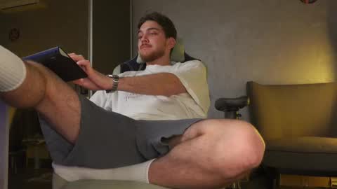 Alex online show from October 2025 09:05:02 PM