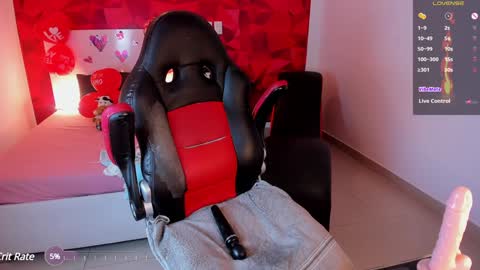 Snapshot of aamanda_queen chatting on February 2025 03:10:02 PM aamanda online show from February 2025 03:10:02 PM