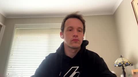 Kris online show from September 2025 09:37:01 PM