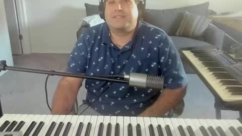 Aaron online show from September 2025 05:40:02 PM