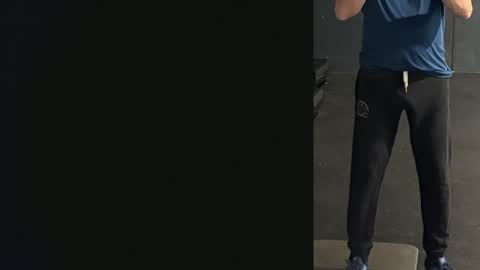 Aaron online show from December 2024 04:57:01 PM