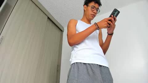 Aaron Blake08 online show from January 2026 01:37:02 PM