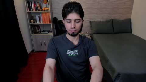 Aaron online show from January 2025 10:56:01 PM