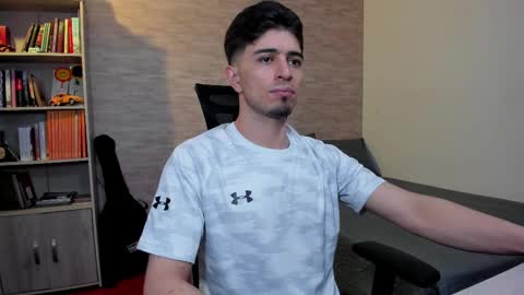 Aaron online show from February 2025 09:14:02 PM