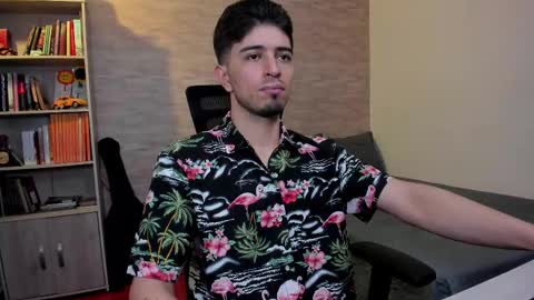 Aaron online show from March 2025 07:56:01 PM