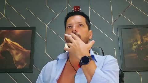 Aaron online show from March 2025 03:23:02 AM