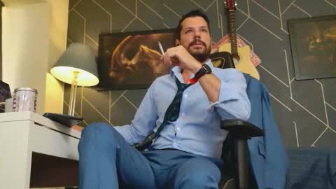 Aaron online show from September 2025 06:46:01 AM