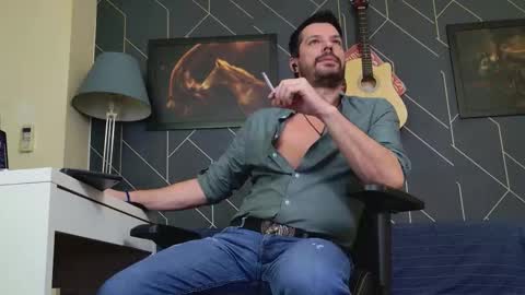 Aaron online show from January 2026 02:28:01 AM