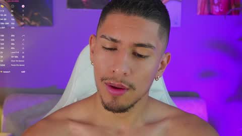 AARON  online show from January 2025 02:52:02 PM