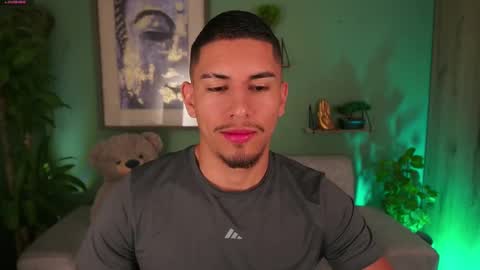 AARON  online show from March 2025 10:04:01 AM