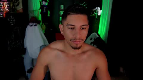 AARON  online show from October 2025 10:23:02 AM