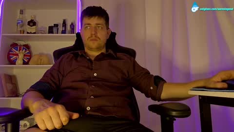 Aaron  online show from February 2025 04:49:01 AM