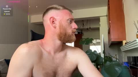 Scrufffypup online show from January 2026 12:07:01 PM