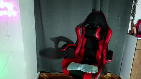 Abbi mooncb online show from February 2026 01:10:01 PM