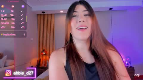 Abbie Edmond  online show from September 2025 04:24:02 AM