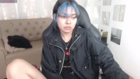 Snapshot of abbiross chatting on December 2024 09:13:02 PM Abbi online show from December 2024 09:13:02 PM