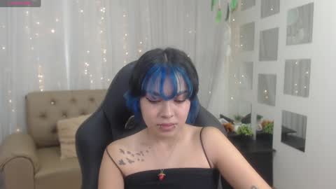 Snapshot of abbiross chatting on December 2024 12:41:02 AM Abbi online show from December 2024 12:41:02 AM