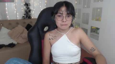 Snapshot of abbiross chatting on January 2025 07:21:02 PM Abbi online show from January 2025 07:21:02 PM