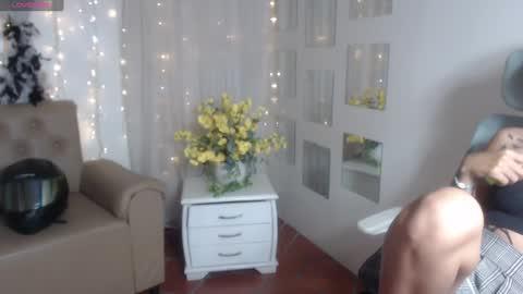 Snapshot of abbiross chatting on February 2025 07:44:02 PM Abbi online show from February 2025 07:44:02 PM