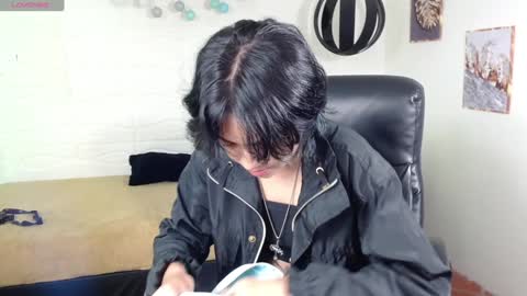 Snapshot of abbiross chatting on February 2025 12:17:02 PM Abbi online show from February 2025 12:17:02 PM