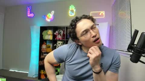 buddy online show from October 2025 03:09:01 AM