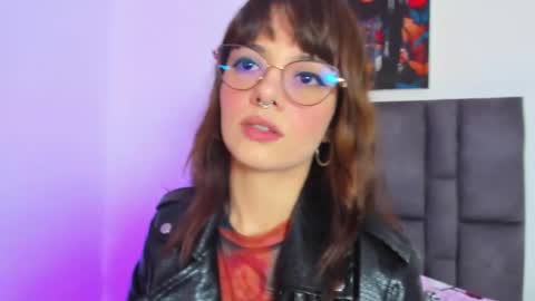 abby jones online show from October 2025 03:21:02 PM