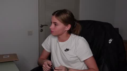 ABBY LAKER online show from January 2025 12:03:01 AM