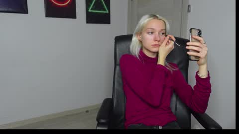 ABBY LAKER online show from October 2025 12:49:02 PM