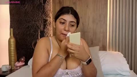 Abbygail online show from November 2025 11:54:02 AM