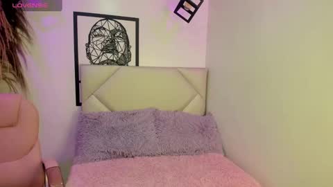 ABBY online show from September 2025 08:30:02 PM