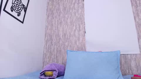 Abby online show from September 2025 07:24:02 PM