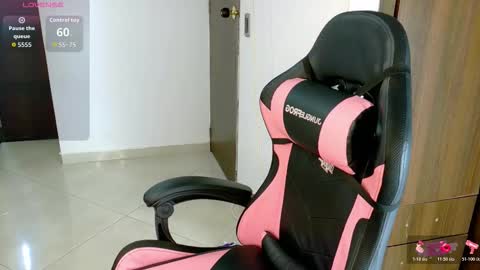 ABBY  online show from October 2025 04:20:02 PM