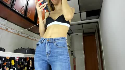 sara online show from December 2024 12:39:02 AM