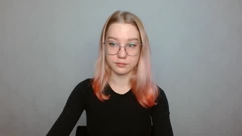 Abby Lovense is active online show from December 2024 09:39:01 AM