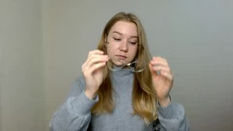 Abby Lovense is active online show from June 2026 10:17:01 AM