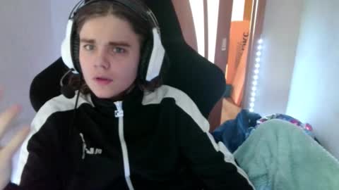 abbysal_blade online show from October 2025 06:13:01 AM