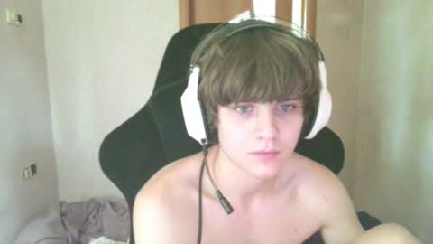 Snapshot of abbysal_blade chatting on July 2026 07:25:02 AM abbysal_blade online show from July 2026 07:25:02 AM