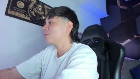 Abby Smith online show from October 2025 07:33:01 PM