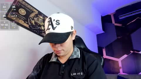 Abby Smith online show from November 2025 12:09:02 PM