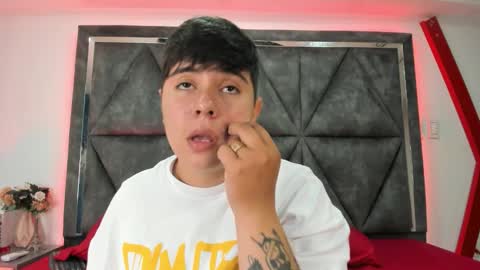 Abby Smith online show from December 2025 07:10:01 PM