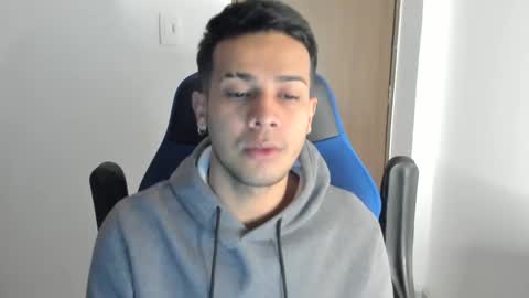 Independence model AbelAsburgo online show from December 2024 04:36:02 AM