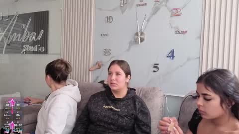 Abella online show from December 2025 01:49:01 PM