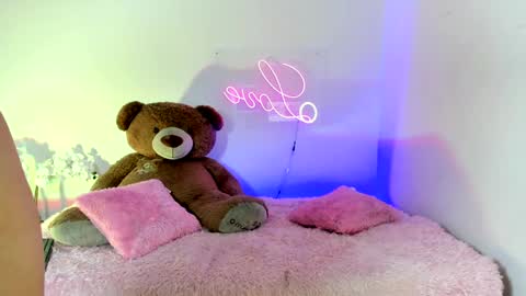  Abella and Kendra  online show from February 2025 09:48:01 PM