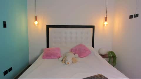  Abella and Kendra  online show from March 2025 10:16:01 PM