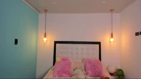  Abella and Kendra  online show from March 2025 08:14:02 PM