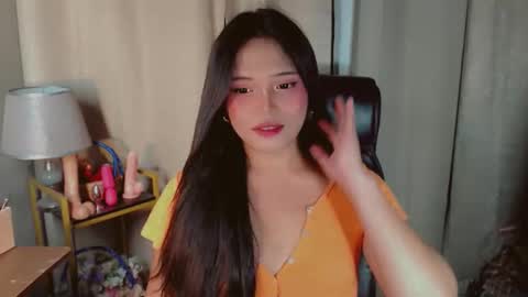 Snapshot of abetterchristine chatting on May 2026 06:53:01 AM Abetterchristine online show from May 2026 06:53:01 AM